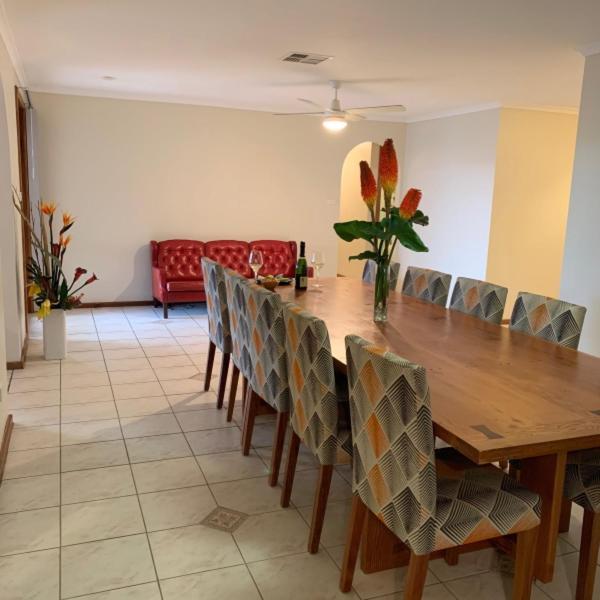 Watervale Hotel Guesthouse Ngoại thất bức ảnh