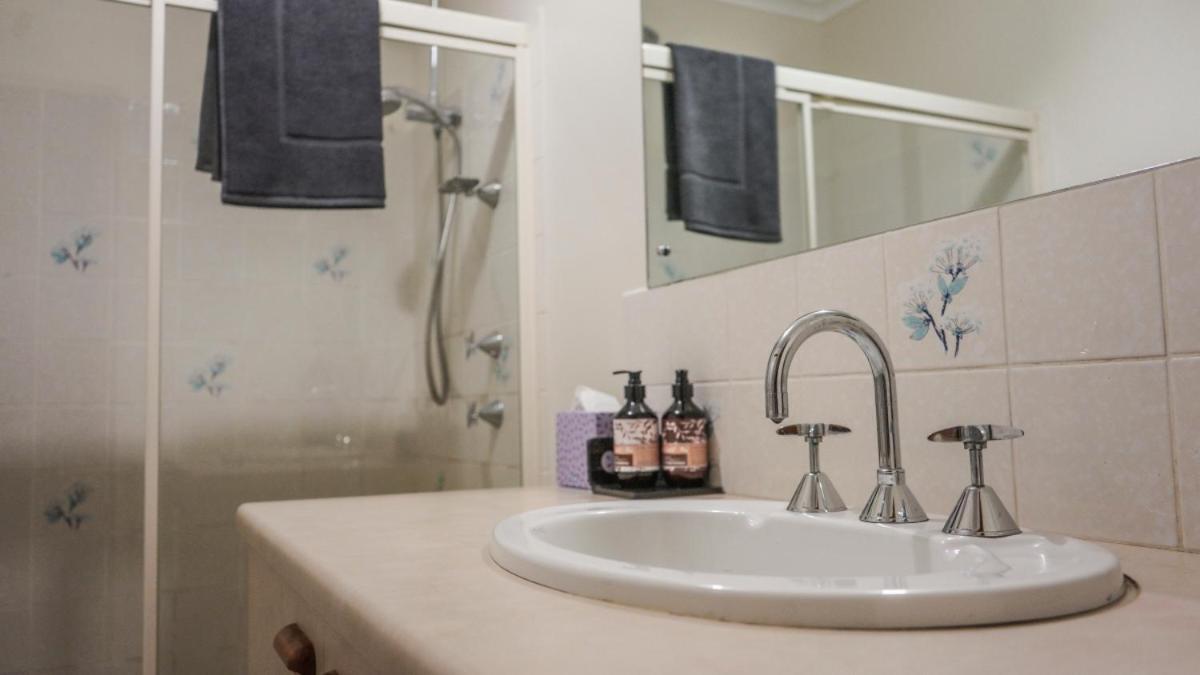 Watervale Hotel Guesthouse Ngoại thất bức ảnh